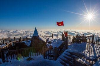 Lạnh dưới 0 độ C, đêm nay Fansipan có thể trắng băng tuyết